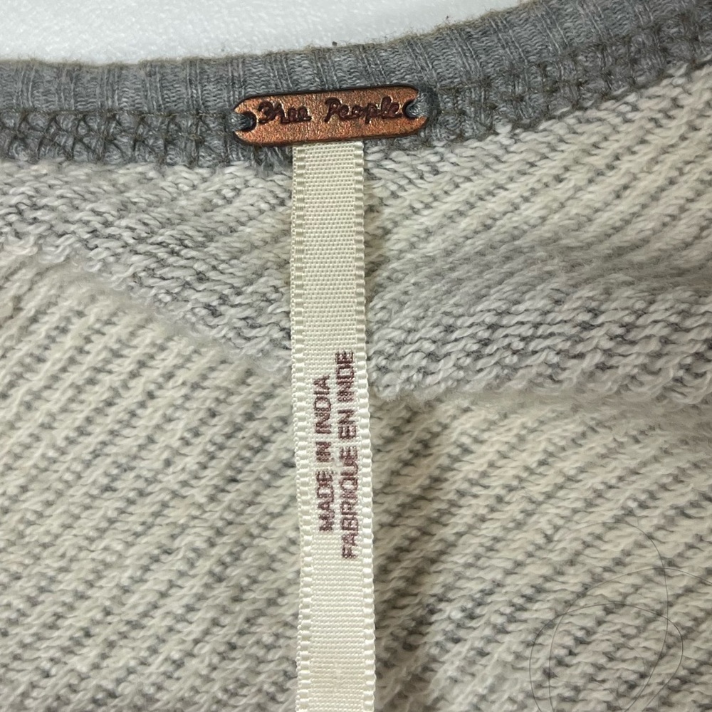 ⚠️SOLD⚠️Free People Khaki / Army Green Beaded Long Sleeve Sweater Women’s Size M - Picture 7 of 9